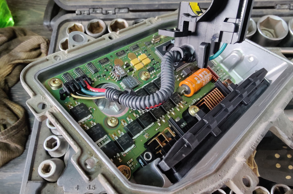 Блок керування Easytronic (MTA): Архітектура, схемотехніка та інженерний аналіз відмов