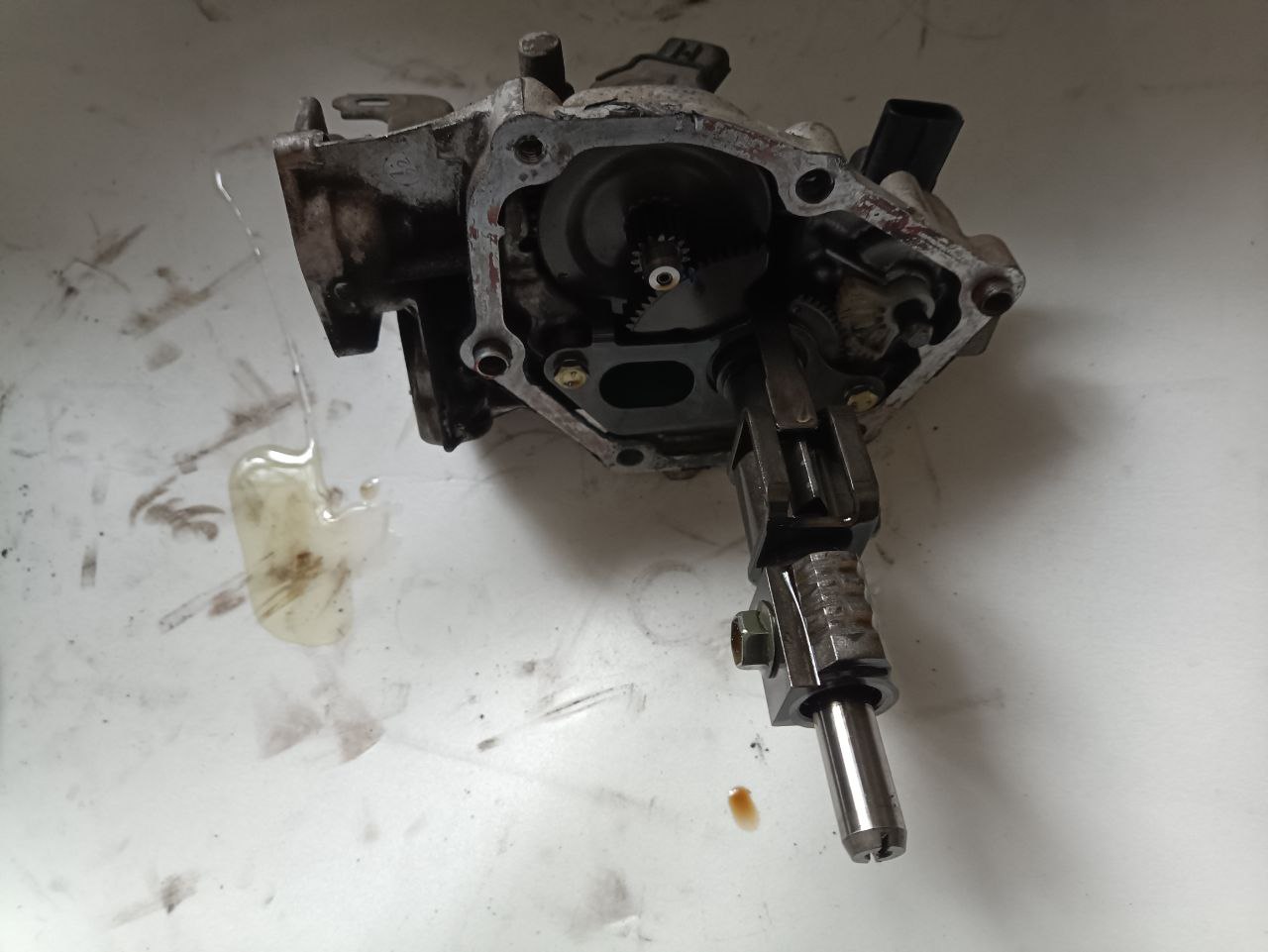 Ремонт робота Toyota Corolla/Auris MMT: Чому виникає помилка P0810 та як правильно встановити актуатор зчеплення